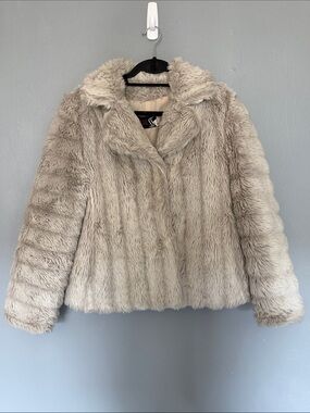 Vintage Plush Faux Fur Cropped Coat Notch Collar Grey Beige